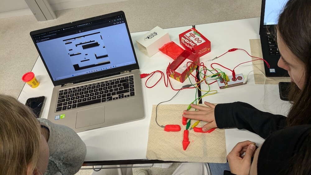 LTS students making a game with a conductive controller